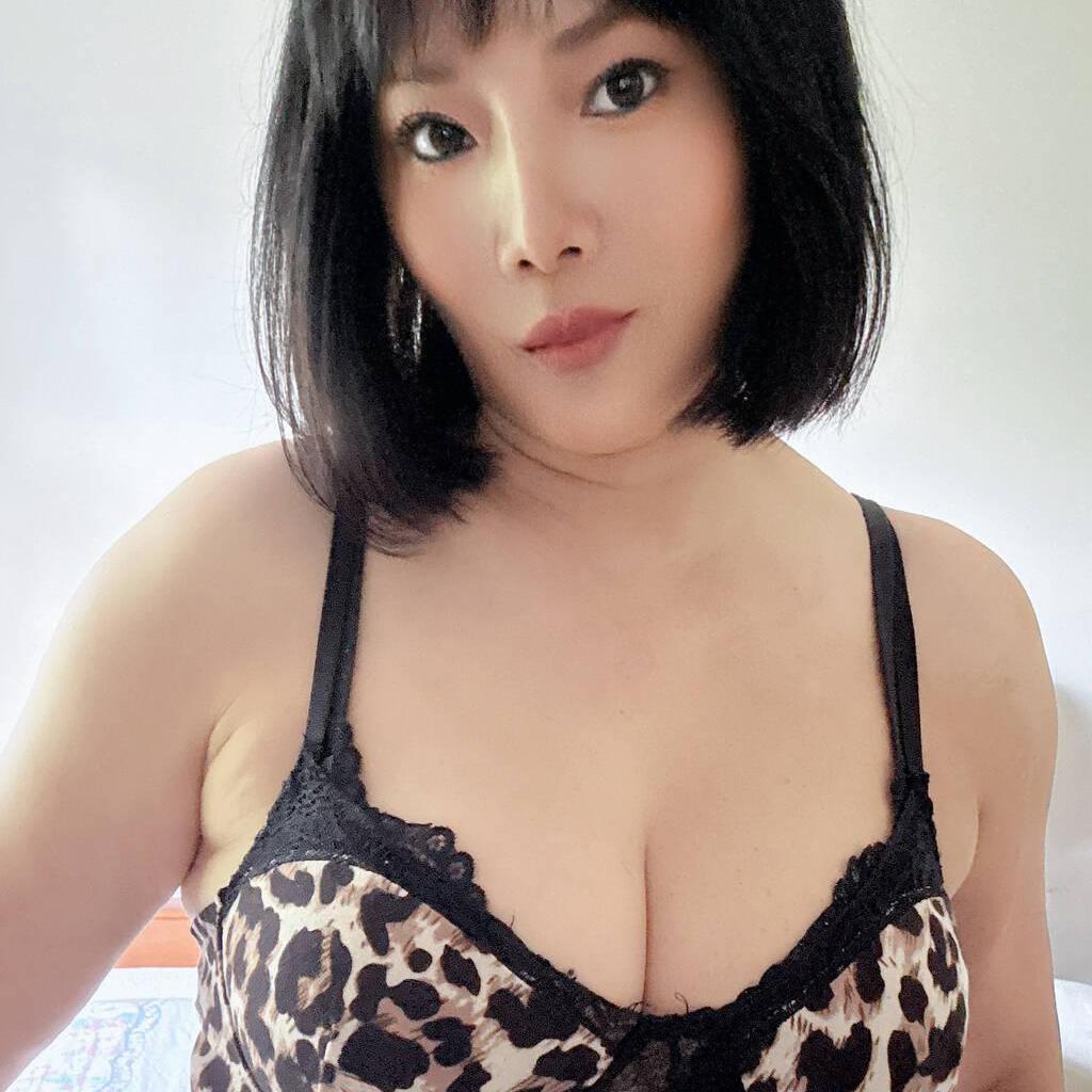 
                        Cherry
                     is Female Escorts. | Vancouver | British Columbia | Canada | canadatopescorts.com 