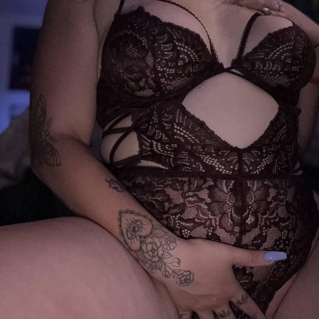 
                        Cherry
                     is Female Escorts. | Kingston | Ontario | Canada | canadatopescorts.com 