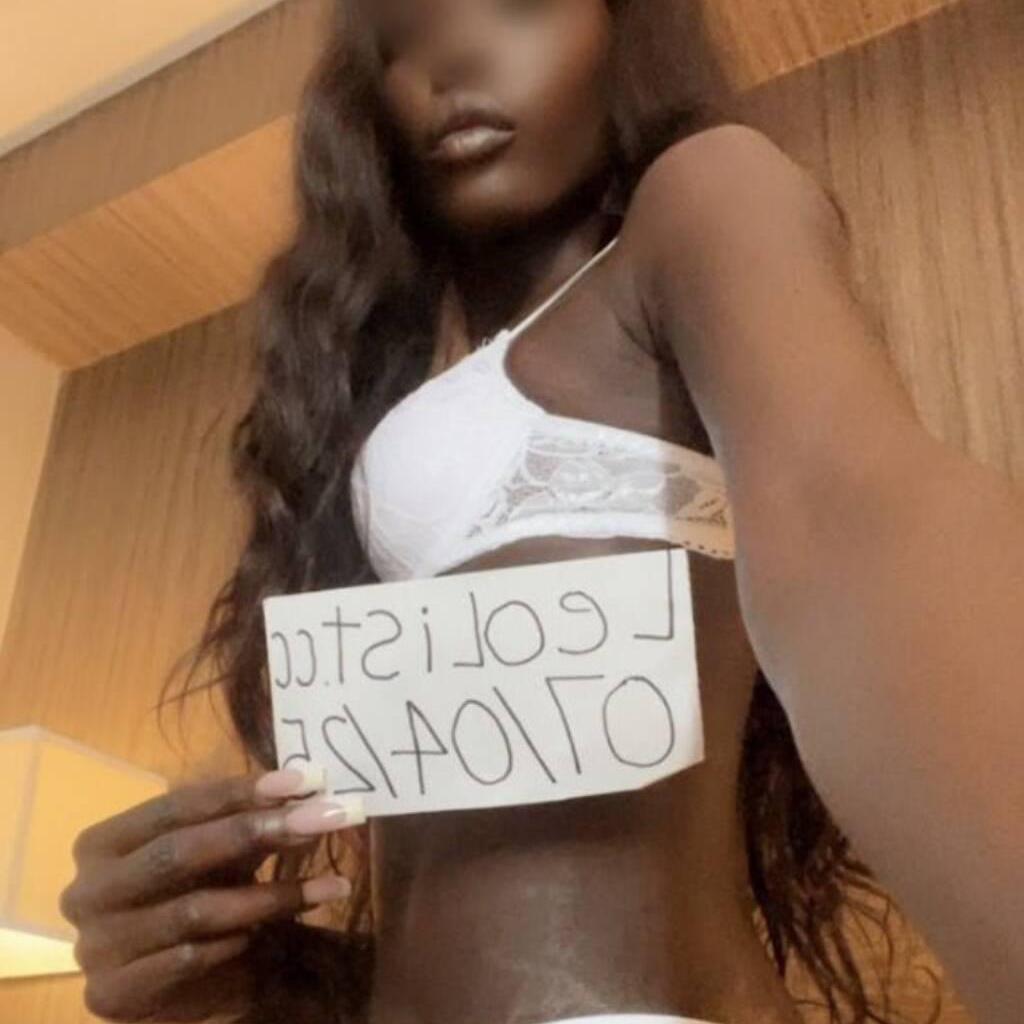 
                        Nia
                     is Female Escorts. | Ft Mcmurray | Alberta | Canada | canadatopescorts.com 