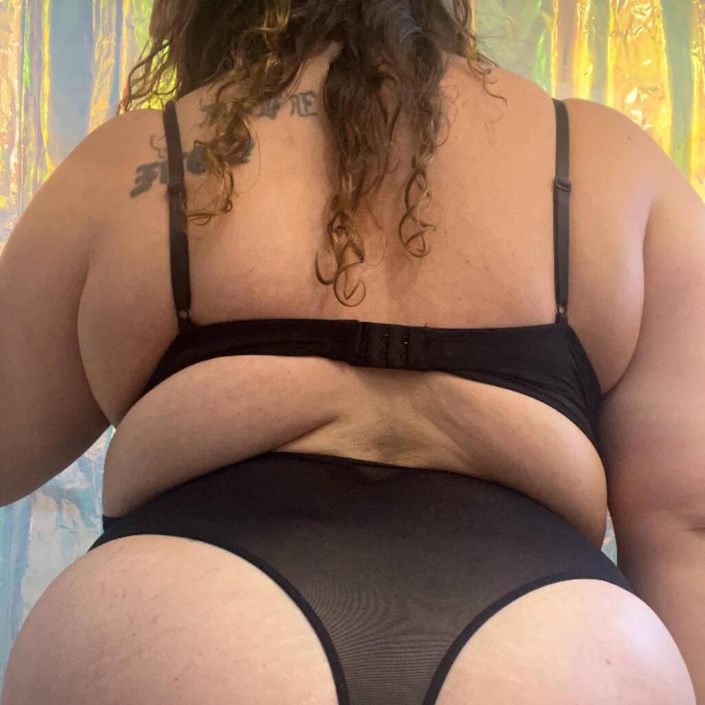 
                        Nessa
                     is Female Escorts. | St. John | New Brunswick | Canada | canadatopescorts.com 