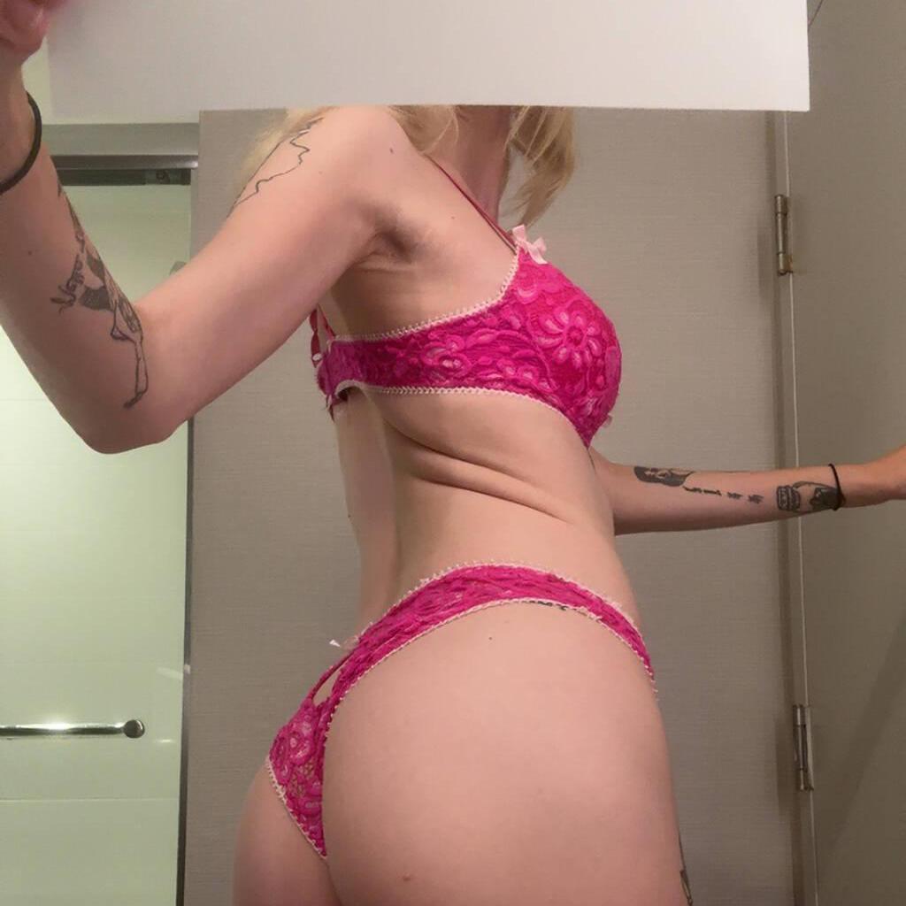 
                        Serena
                     is Female Escorts. | Hamilton | Ontario | Canada | canadatopescorts.com 