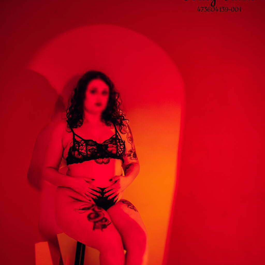 
                        Verity Vixen
                     is Female Escorts. | Ft Mcmurray | Alberta | Canada | canadatopescorts.com 