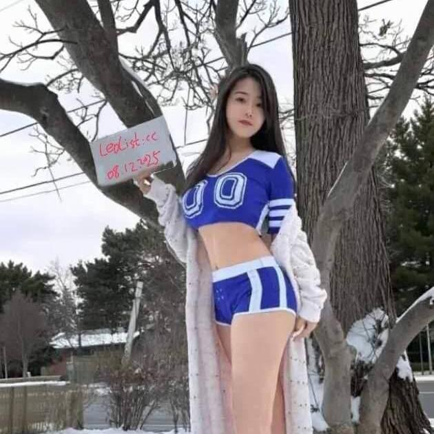 
                        Sexy girl 437.331.2816..
                     is Female Escorts. | Toronto | Ontario | Canada | canadatopescorts.com 