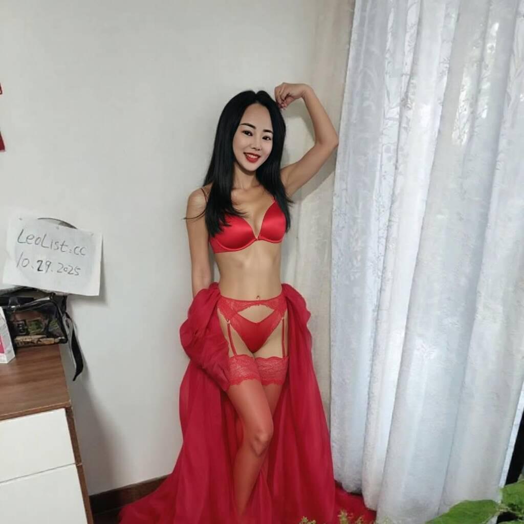 
                        Sexy girl 437.331.2816..
                     is Female Escorts. | Toronto | Ontario | Canada | canadatopescorts.com 