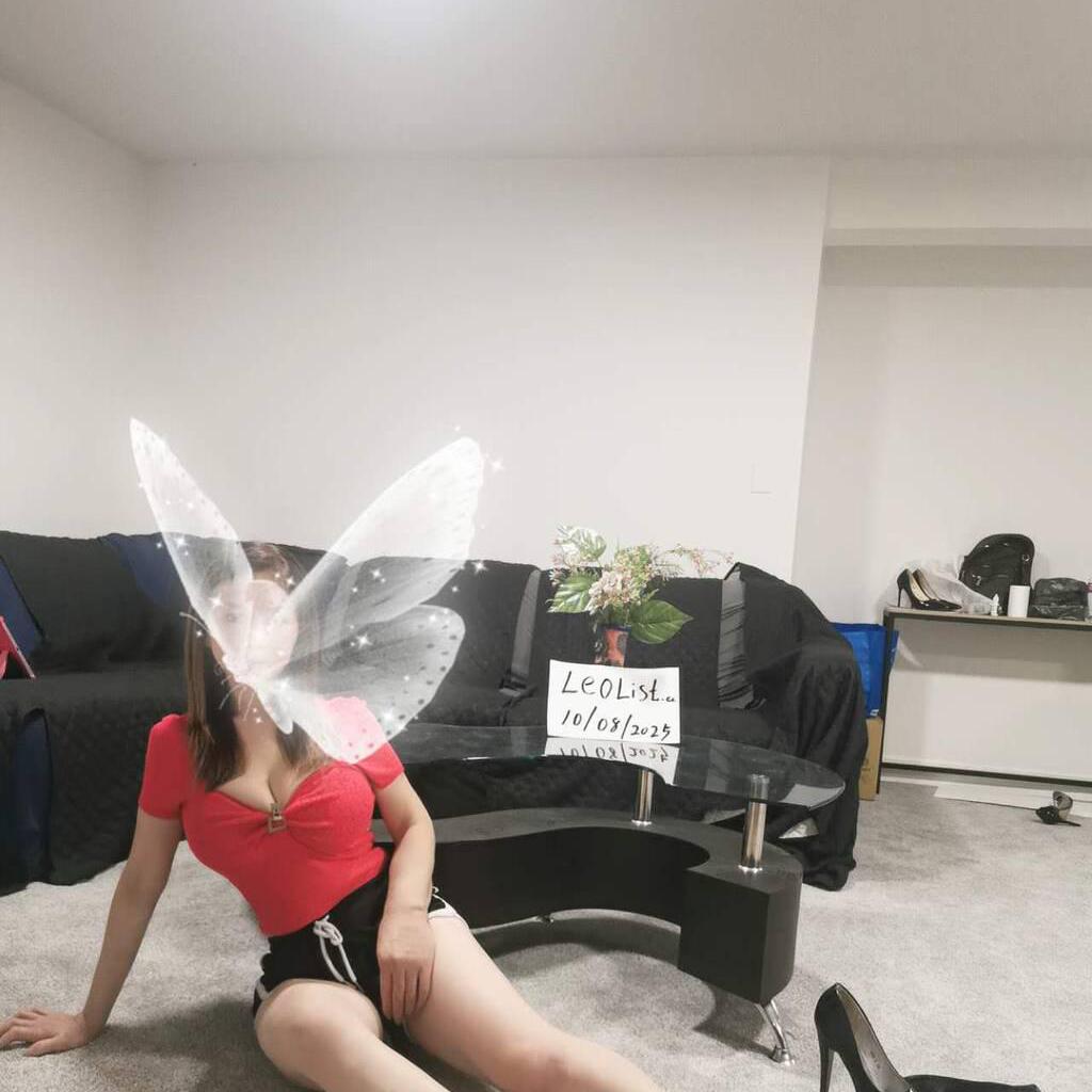 
                        YiYi
                     is Female Escorts. | Toronto | Ontario | Canada | canadatopescorts.com 