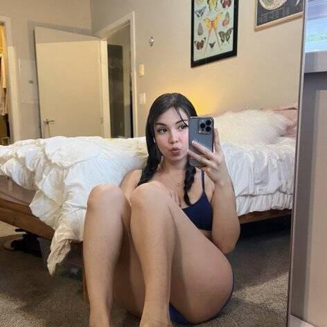 
                        Laure
                     is Female Escorts. | Montreal | Quebec | Canada | canadatopescorts.com 