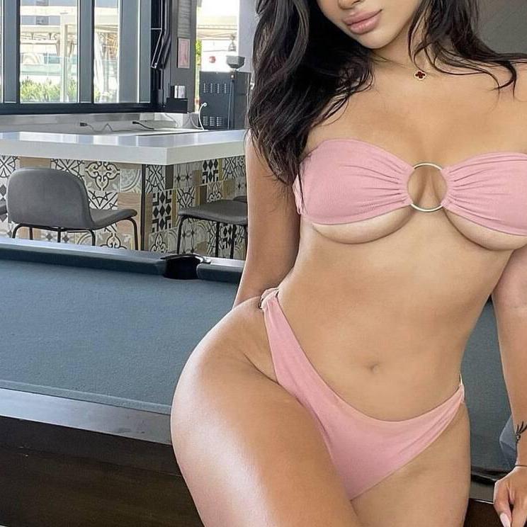 
                        Yasmine
                     is Female Escorts. | Comox Balley | British Columbia | Canada | canadatopescorts.com 