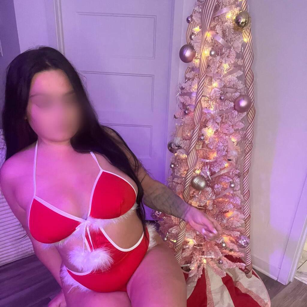 
                        Alexa
                     is Female Escorts. | Montreal | Quebec | Canada | canadatopescorts.com 