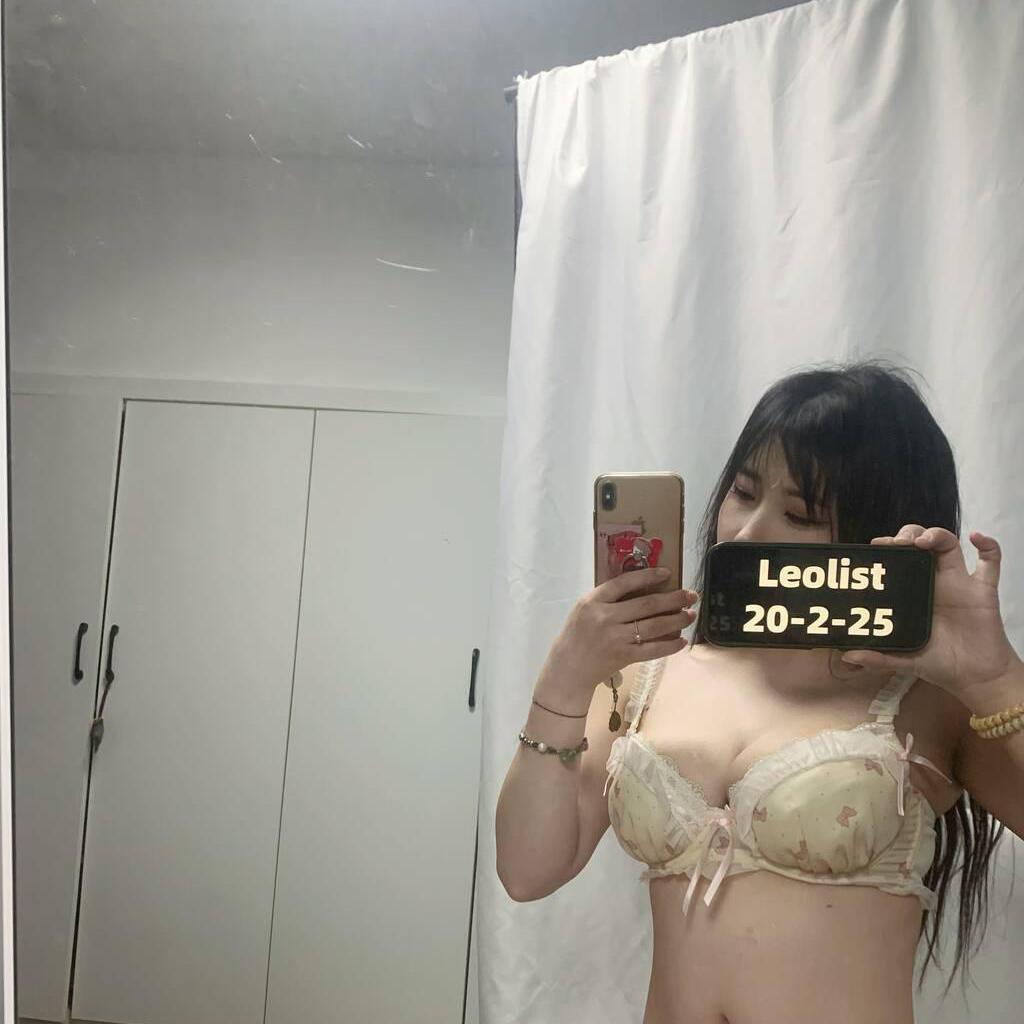 
                        Coco
                     is Female Escorts. | Montreal | Quebec | Canada | canadatopescorts.com 