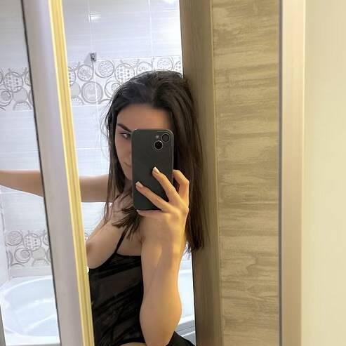 
                        Leyla
                     is Female Escorts. | Kelowna | British Columbia | Canada | canadatopescorts.com 