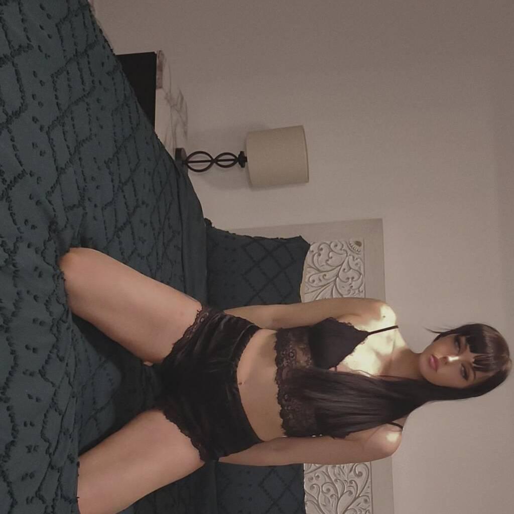 
                        Emily wyte
                     is Female Escorts. | Kitchener | Ontario | Canada | canadatopescorts.com 