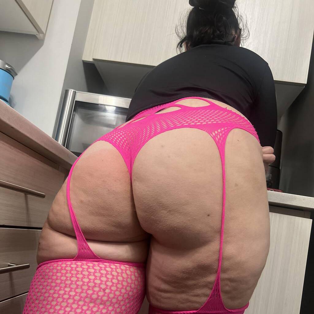 
                        Emilee
                     is Female Escorts. | Owen Sound | Ontario | Canada | canadatopescorts.com 