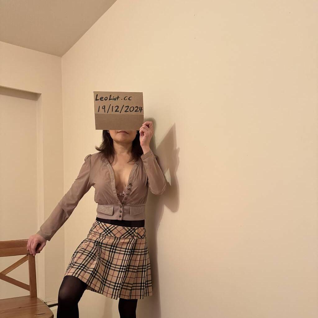 
                        Lina
                     is Female Escorts. | Abbotsford | British Columbia | Canada | canadatopescorts.com 