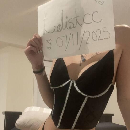 
                        Charlie
                     is Female Escorts. | Hamilton | Ontario | Canada | canadatopescorts.com 