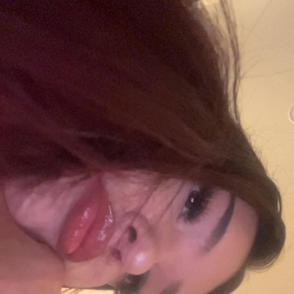 
                        Sarah
                     is Female Escorts. | Quebec City | Quebec | Canada | canadatopescorts.com 