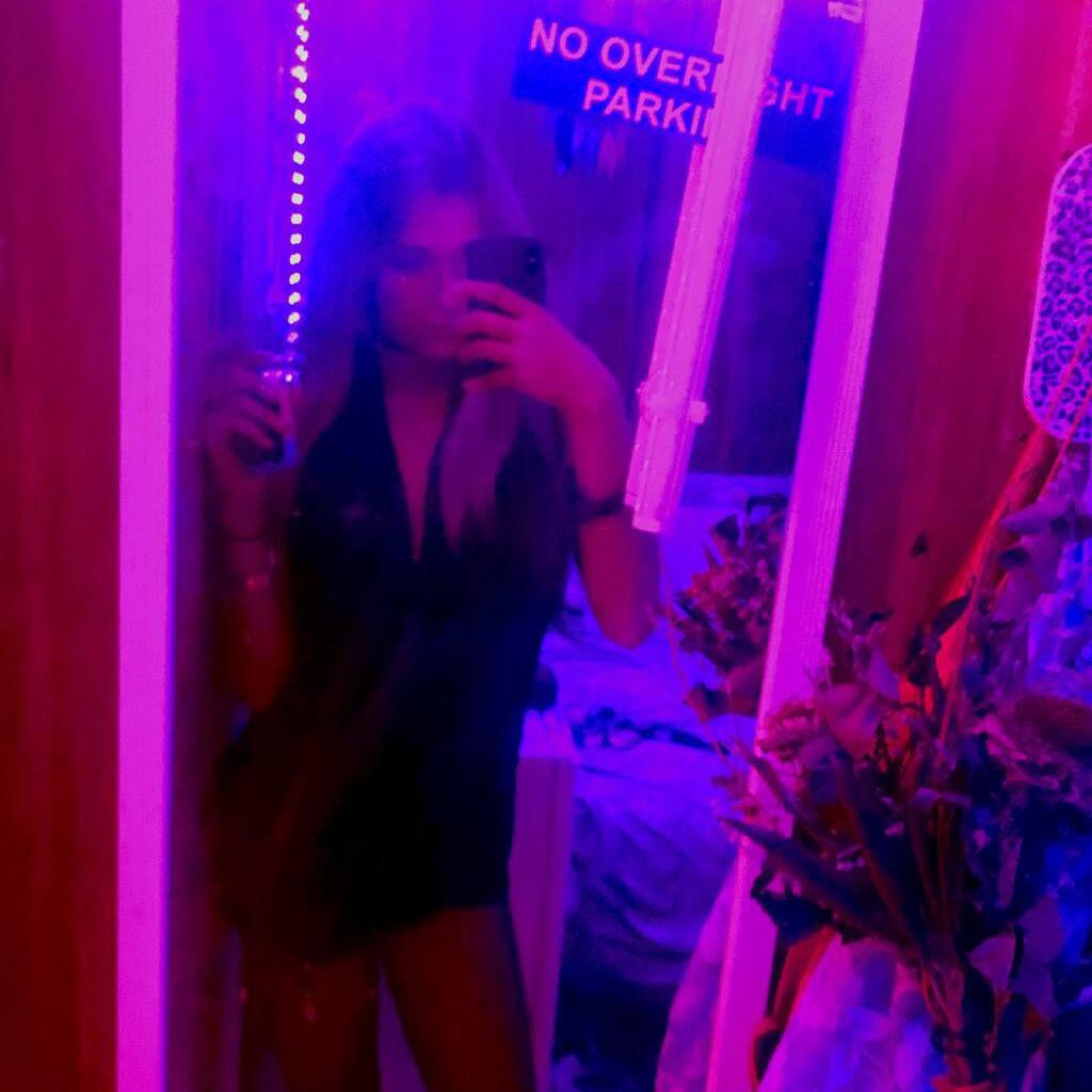 
                        Lilmiss Cece - no deposit
                     is Female Escorts. | Kelowna | British Columbia | Canada | canadatopescorts.com 