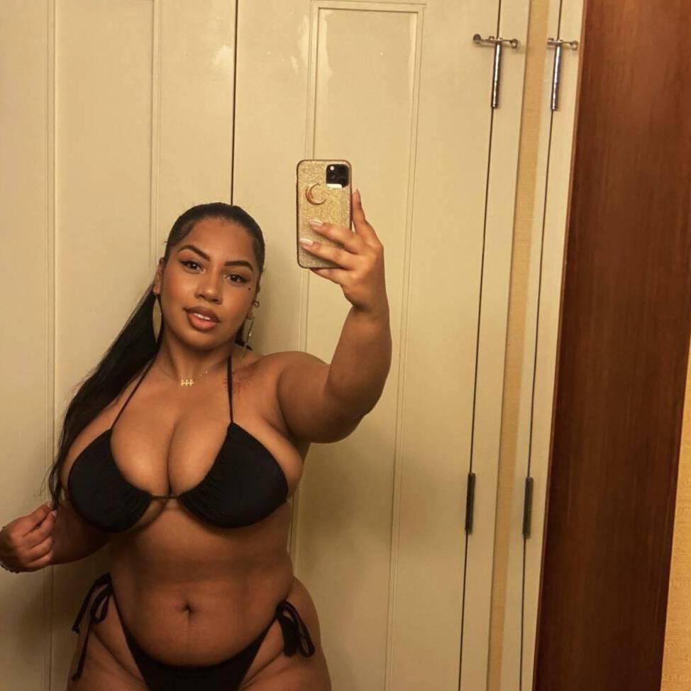 
                        Lauryy
                     is Female Escorts. | Quebec City | Quebec | Canada | canadatopescorts.com 