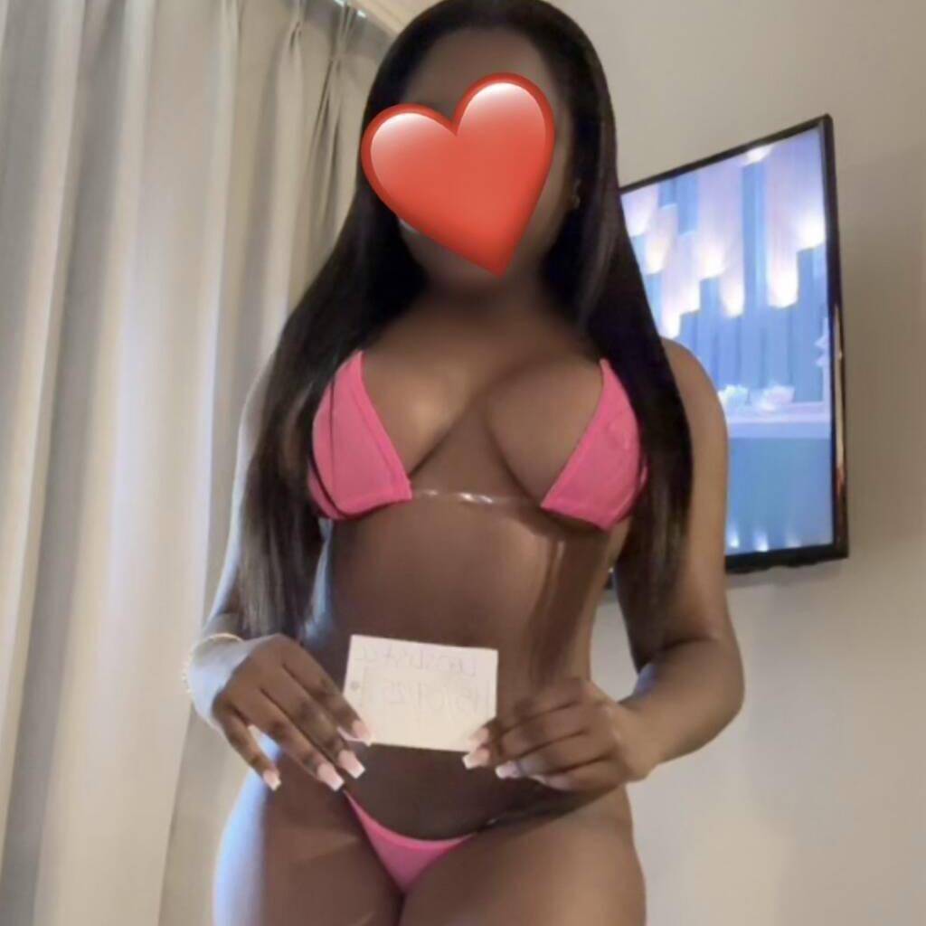 
                        Maisha
                     is Female Escorts. | Saguenay | Quebec | Canada | canadatopescorts.com 