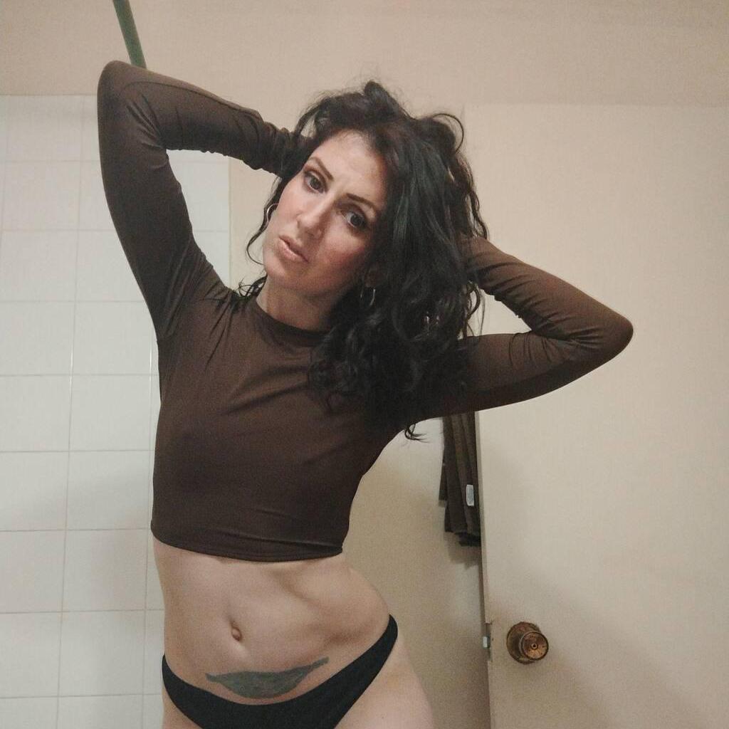 
                        Eryn
                     is Female Escorts. | Prince George | British Columbia | Canada | canadatopescorts.com 