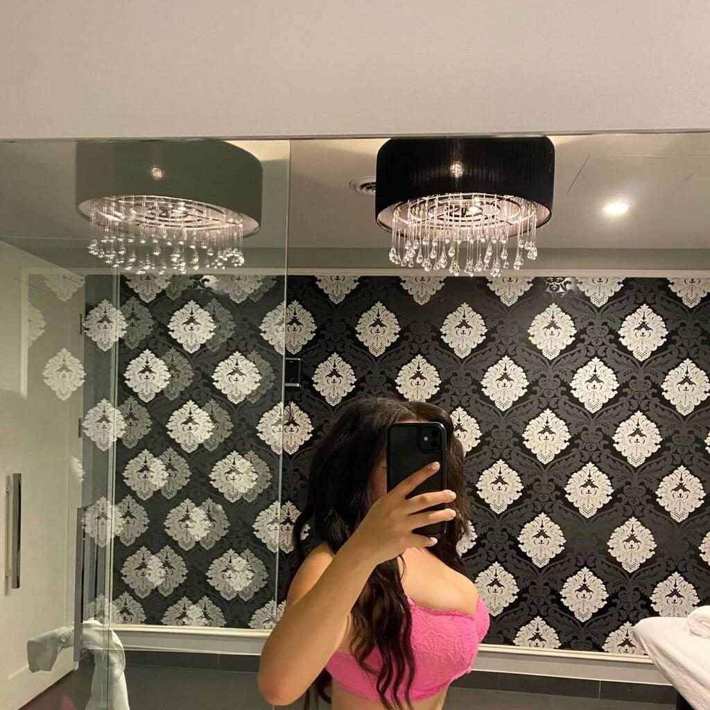 
                        Aria
                     is Female Escorts. | Barrie | Ontario | Canada | canadatopescorts.com 