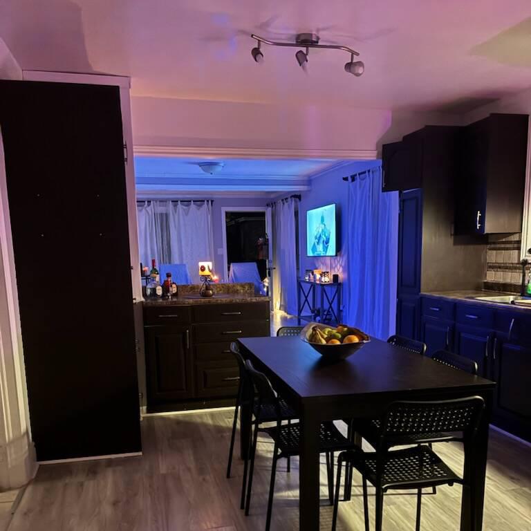 
                        Fadora Hess
                     is Female Escorts. | Sarnia | Ontario | Canada | canadatopescorts.com 