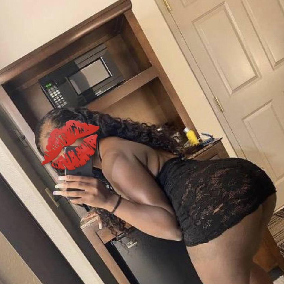 
                        Crystaal
                     is Female Escorts. | Hamilton | Ontario | Canada | canadatopescorts.com 