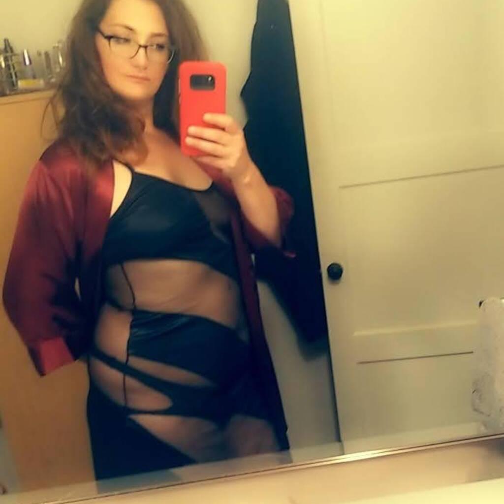 
                        Beth
                     is Female Escorts. | Red Deer | Alberta | Canada | canadatopescorts.com 