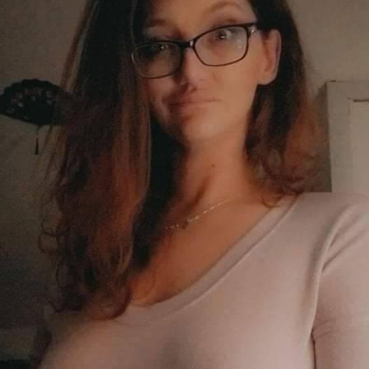 
                        Beth
                     is Female Escorts. | Red Deer | Alberta | Canada | canadatopescorts.com 