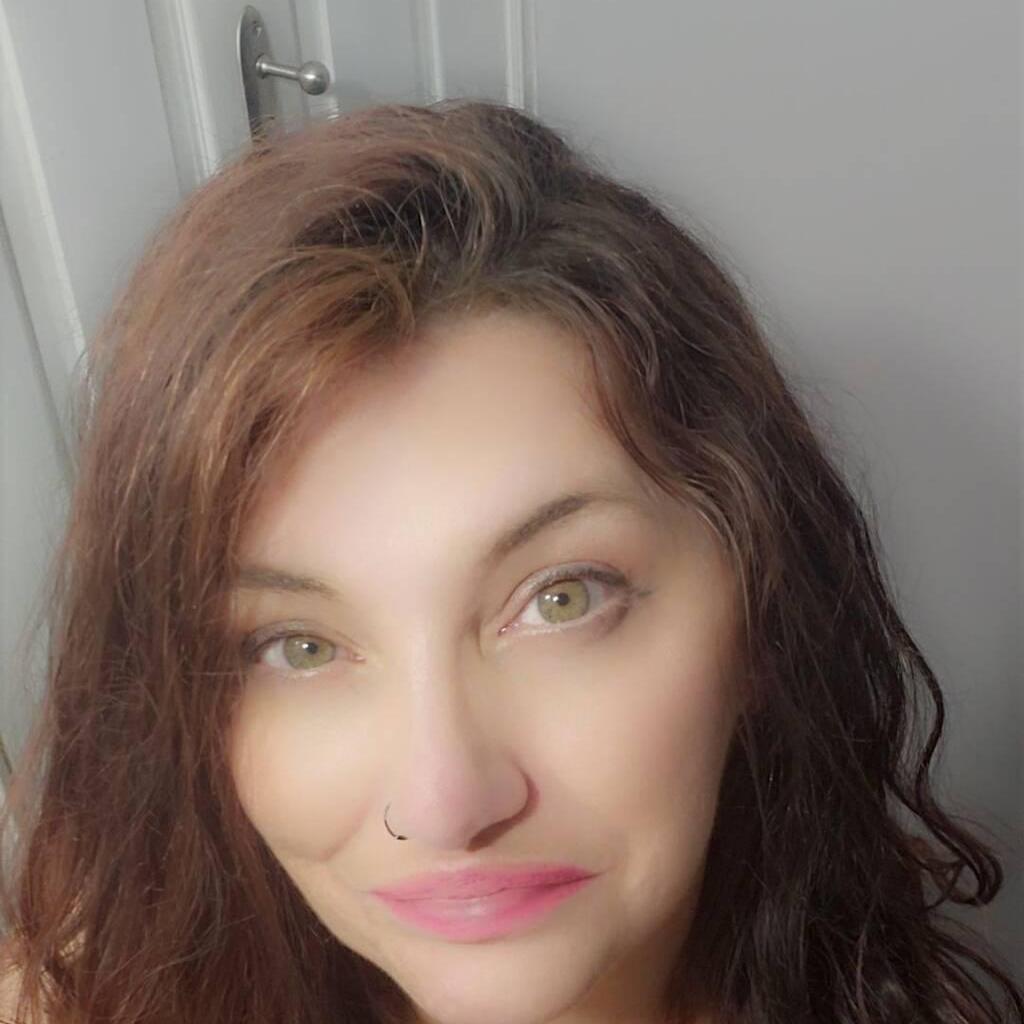 
                        Beth
                     is Female Escorts. | Red Deer | Alberta | Canada | canadatopescorts.com 