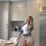 
                        Brett
                     is Female Escorts. | Comox Balley | British Columbia | Canada | canadatopescorts.com 