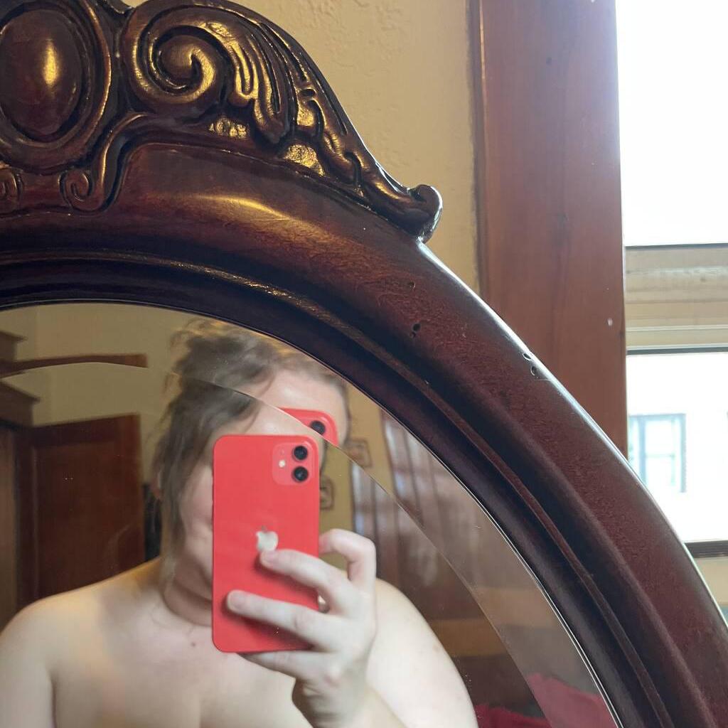 
                        Molly
                     is Female Escorts. | Winnipeg | Manitoba | Canada | canadatopescorts.com 