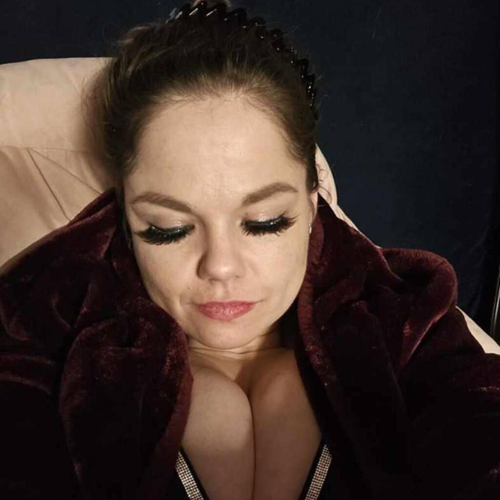 
                        Avah
                     is Female Escorts. | Regina | Saskatchewan | Canada | canadatopescorts.com 