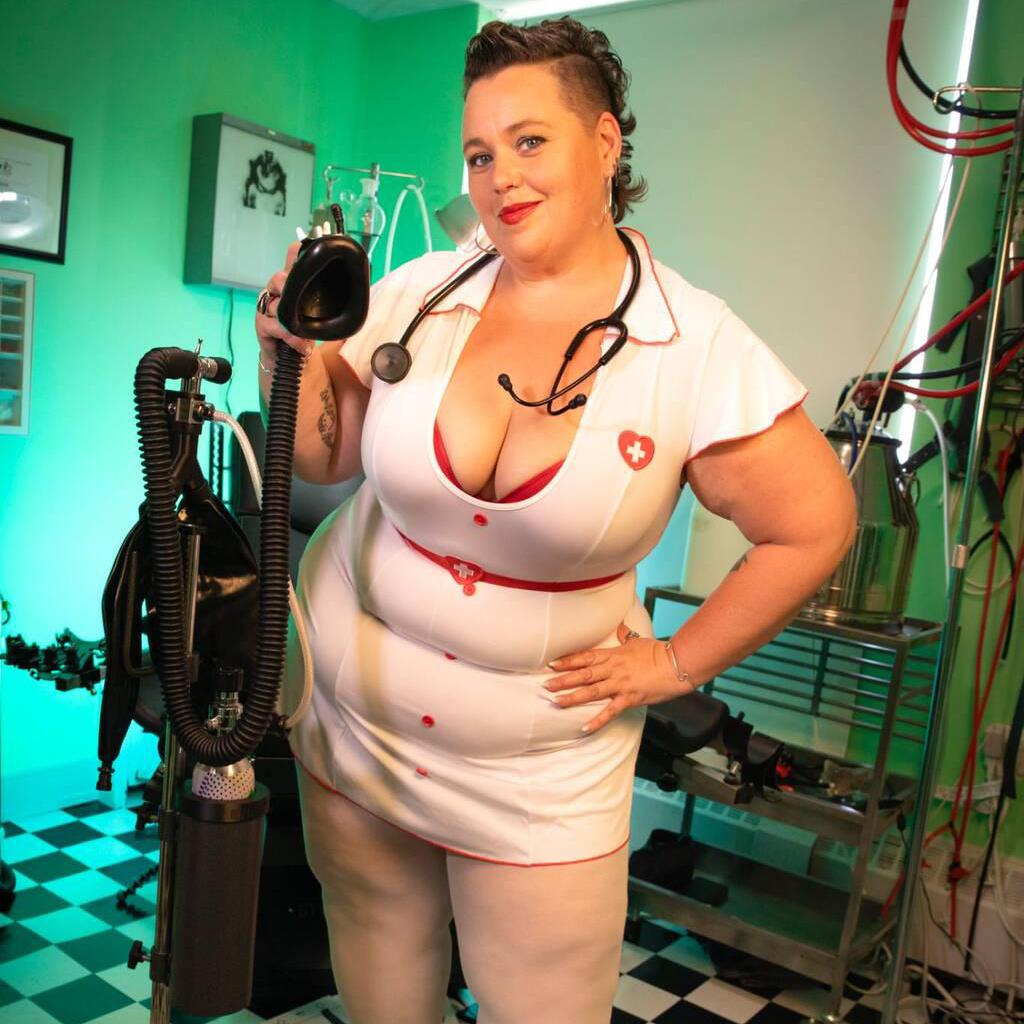 
                        Lush Lynn
                     is Female Escorts. | Toronto | Ontario | Canada | canadatopescorts.com 