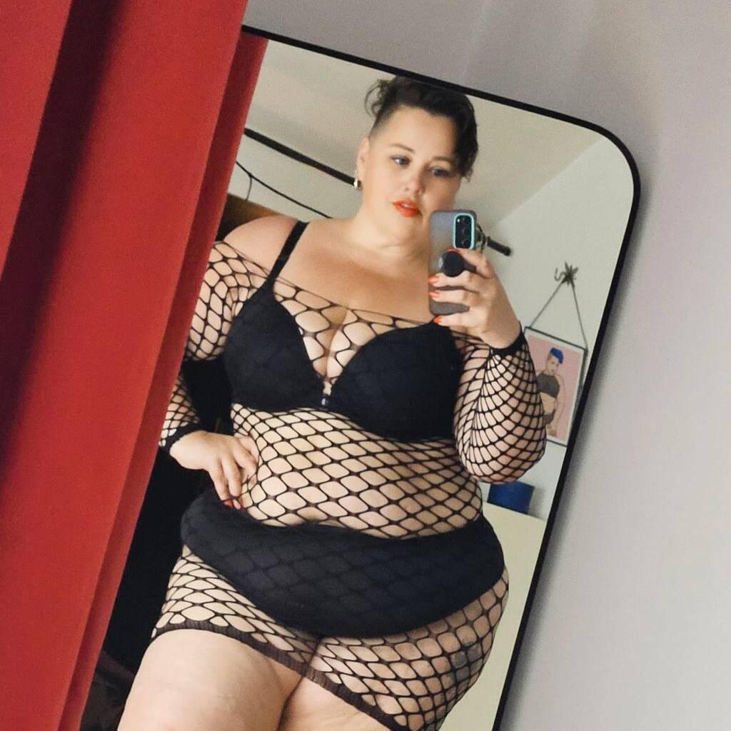 
                        Lush Lynn
                     is Female Escorts. | Toronto | Ontario | Canada | canadatopescorts.com 