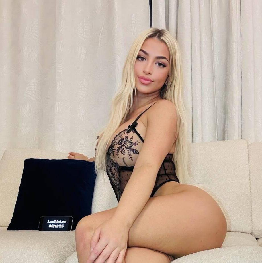 
                        Brielle
                     is Female Escorts. | Brandon | Manitoba | Canada | canadatopescorts.com 