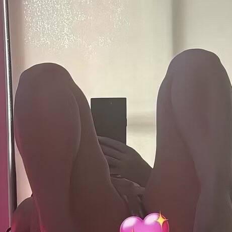 
                        laura
                     is Female Escorts. | Quebec City | Quebec | Canada | canadatopescorts.com 