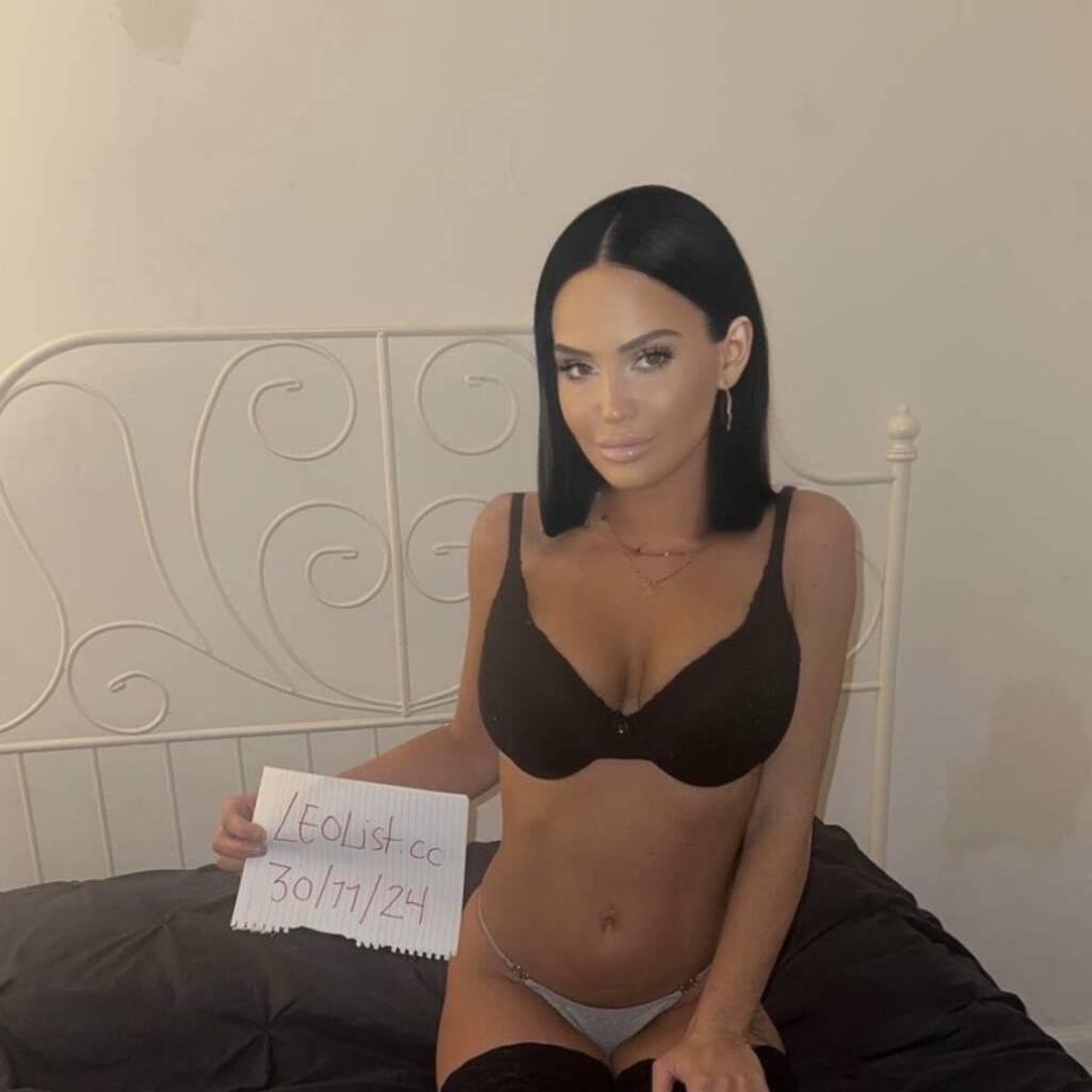 
                        Cassie
                     is Female Escorts. | Calgary | Alberta | Canada | canadatopescorts.com 