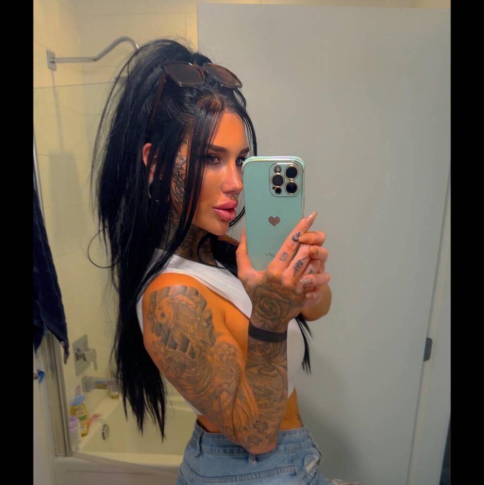 
                        Blake addison
                     is Female Escorts. | Kelowna | British Columbia | Canada | canadatopescorts.com 