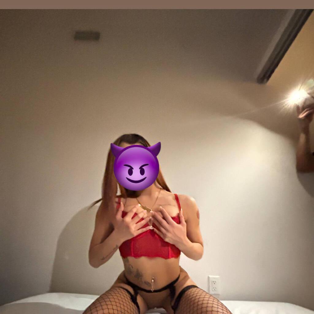 
                        Jazmine
                     is Female Escorts. | Hamilton | Ontario | Canada | canadatopescorts.com 