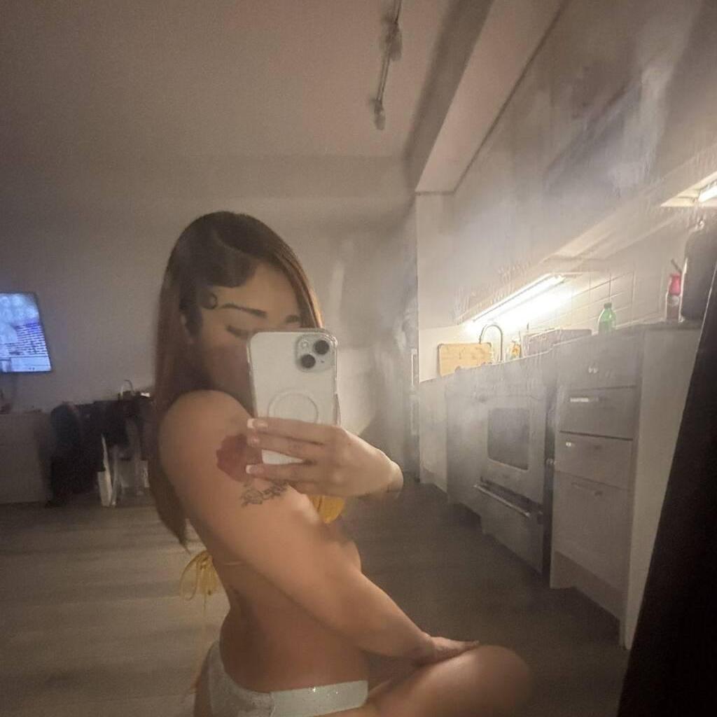 
                        Jazmine
                     is Female Escorts. | Hamilton | Ontario | Canada | canadatopescorts.com 