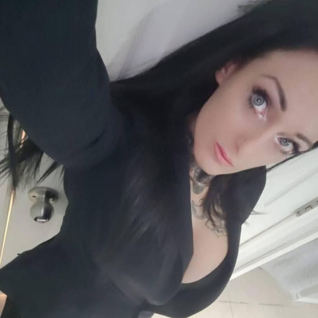 
                        Mistress Bobbi
                     is Female Escorts. | Hamilton | Ontario | Canada | canadatopescorts.com 