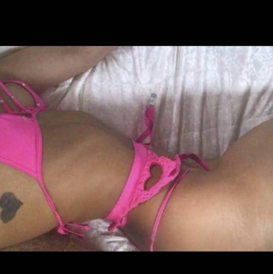 
                        LISA
                     is Female Escorts. | Quebec City | Quebec | Canada | canadatopescorts.com 