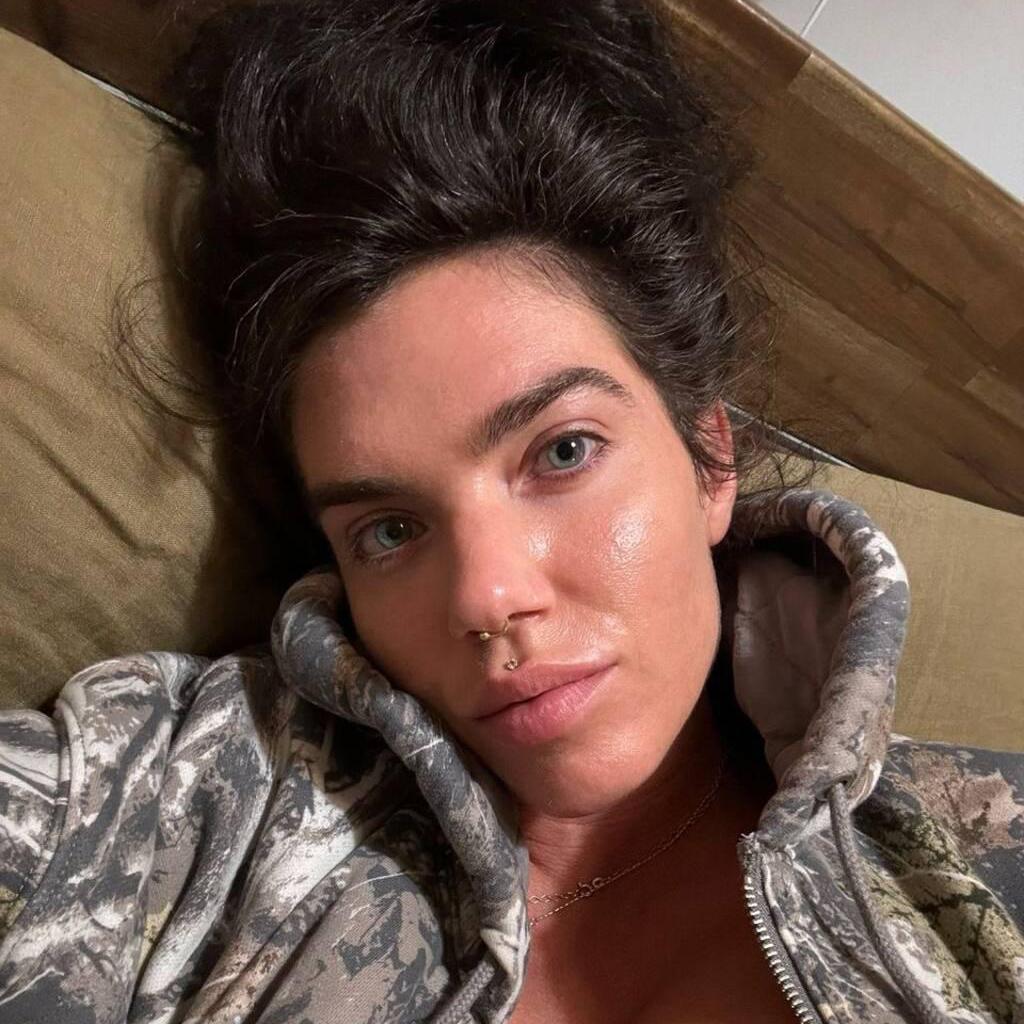 
                        Donna Castillo
                     is Female Escorts. | Barrie | Ontario | Canada | canadatopescorts.com 