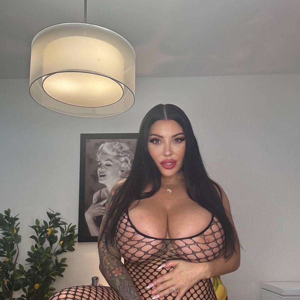 
                        Kimmyrose
                     is Female Escorts. | Montreal | Quebec | Canada | canadatopescorts.com 