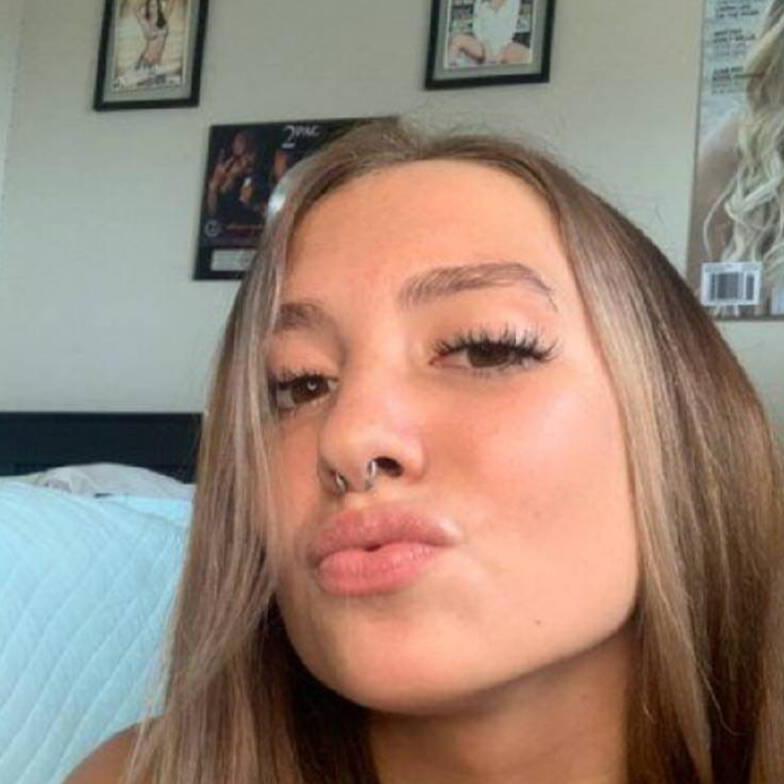 
                        Kelly
                     is Female Escorts. | Sudbury | Ontario | Canada | canadatopescorts.com 