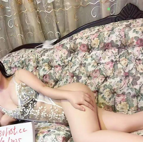 
                        May / Annle
                     is Female Escorts. | Toronto | Ontario | Canada | canadatopescorts.com 