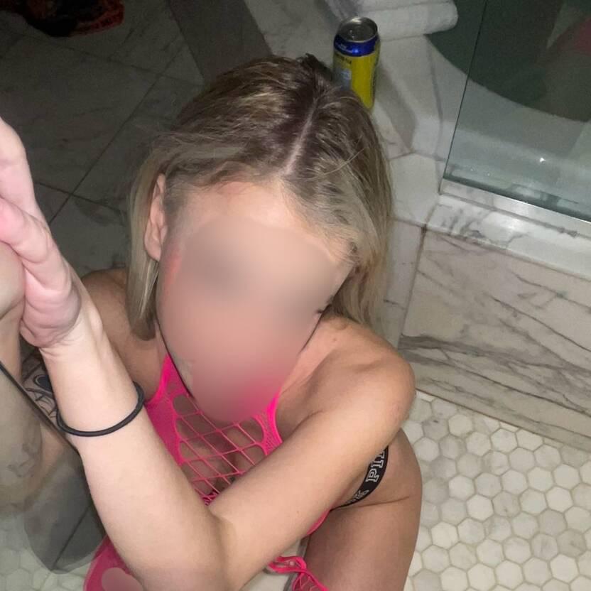 
                        Mercedes gray
                     is Female Escorts. | Saskatoon | Saskatchewan | Canada | canadatopescorts.com 