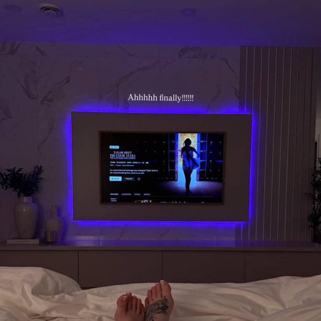 
                        Barbie
                     is Female Escorts. | St. Albert | Alberta | Canada | canadatopescorts.com 