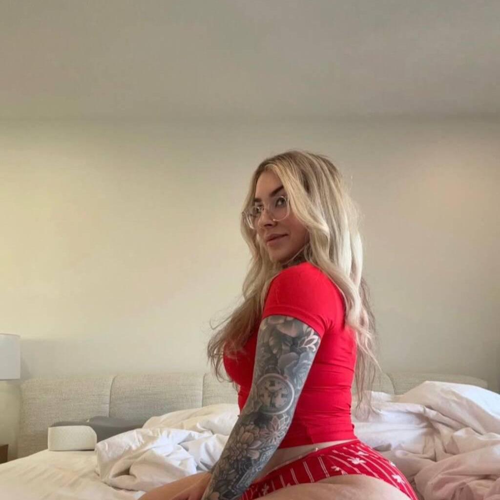 
                        Brett
                     is Female Escorts. | Thunder Bay | Ontario | Canada | canadatopescorts.com 