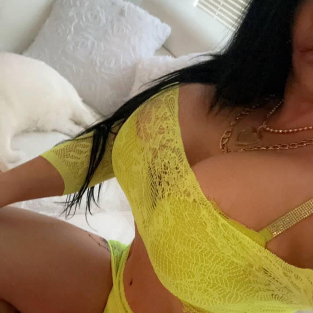 
                        Krystal
                     is Female Escorts. | Vancouver | British Columbia | Canada | canadatopescorts.com 